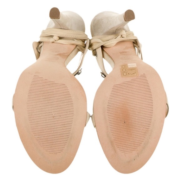 Versace Sandalo Pelle Scamosciata Heels - Picture 6 of 6